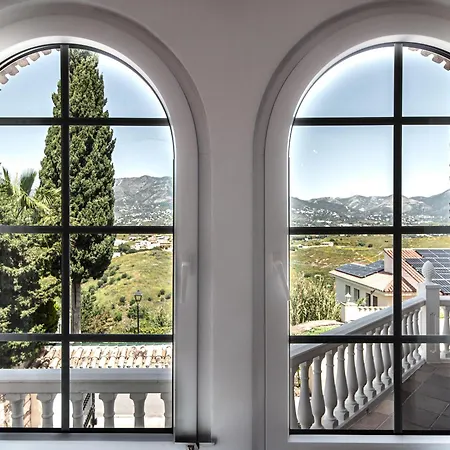 Luxury Overlooking Fuengirola - Ref 86 Villa Santa Fe de los Boliches