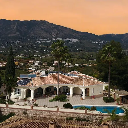 Luxury Overlooking Fuengirola - Ref 86 * Santa Fe de los Boliches