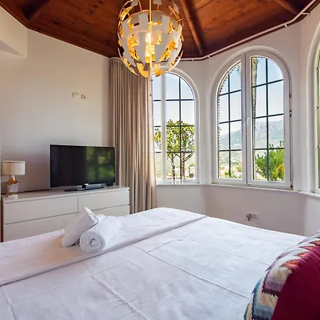 Villa Luxury Overlooking Fuengirola - Ref 86 Santa Fe de los Boliches