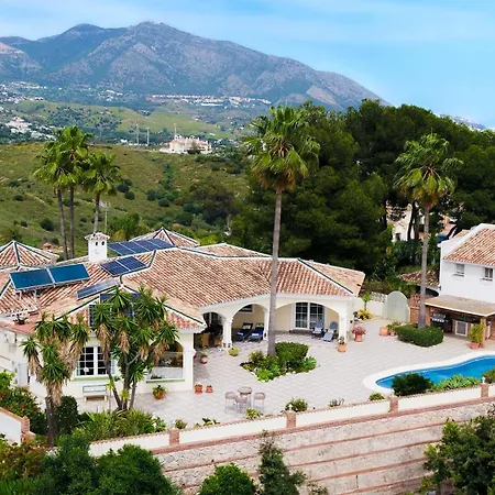 Luxury Overlooking Fuengirola - Ref 86 * Santa Fe de los Boliches
